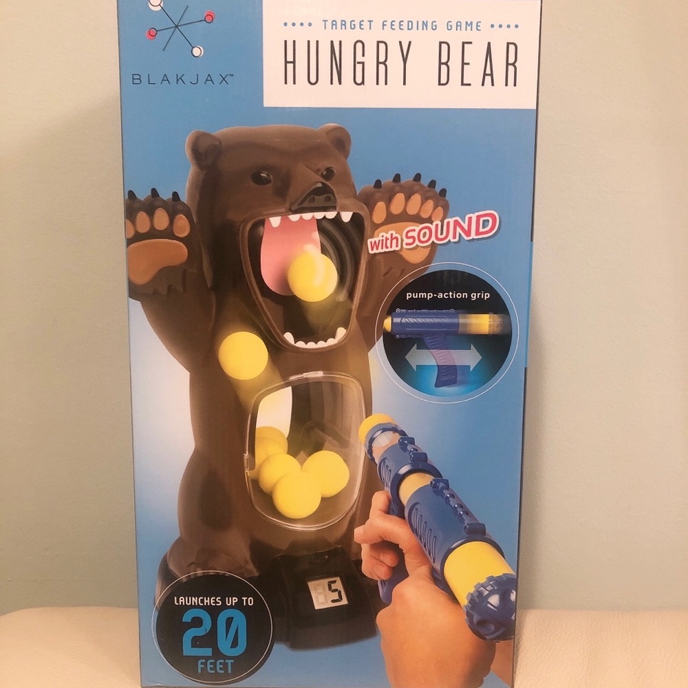 NEW Blakjax Hungry Bear Game